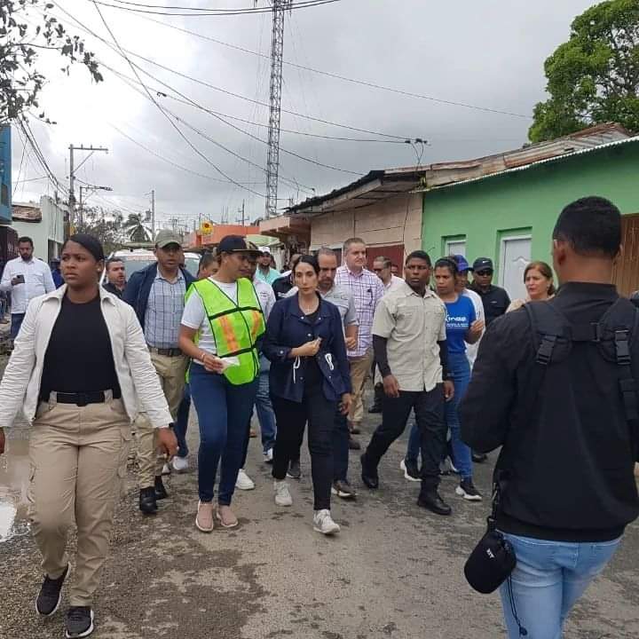 La alcaldesa del Municipio de Guaymate Ivelisse Méndez agradeció la visita de la primera dama de la República Dominicana Raquel Arbaje